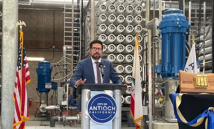 State Water Board Chair Esquivel addresses audience at Antioch Desal unveiling.